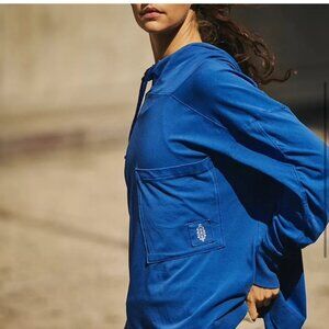NEW Free People FP Movement Hot Shot Hooded Layer - Size  XL - MSRP $60